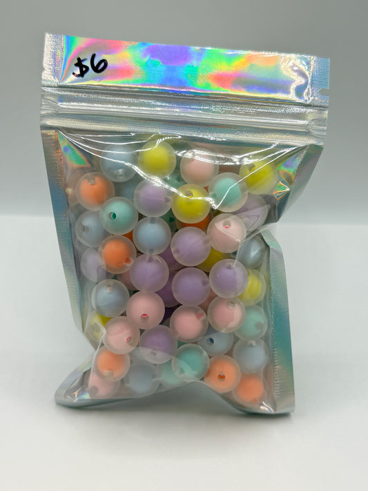 Beads (20+pcs)